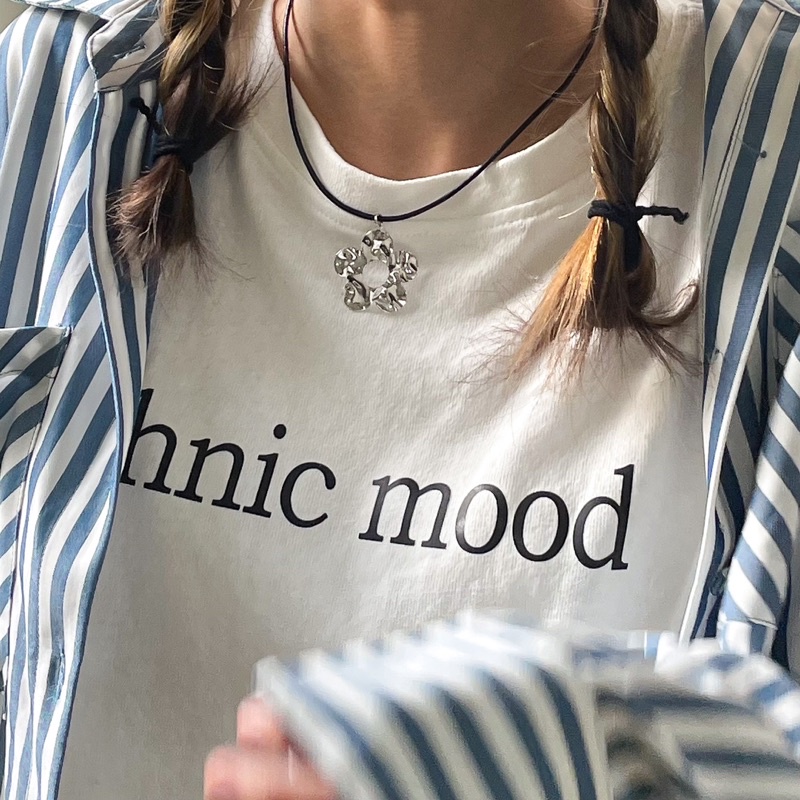 Vòng cổ Bông Hoa Kiên Cường