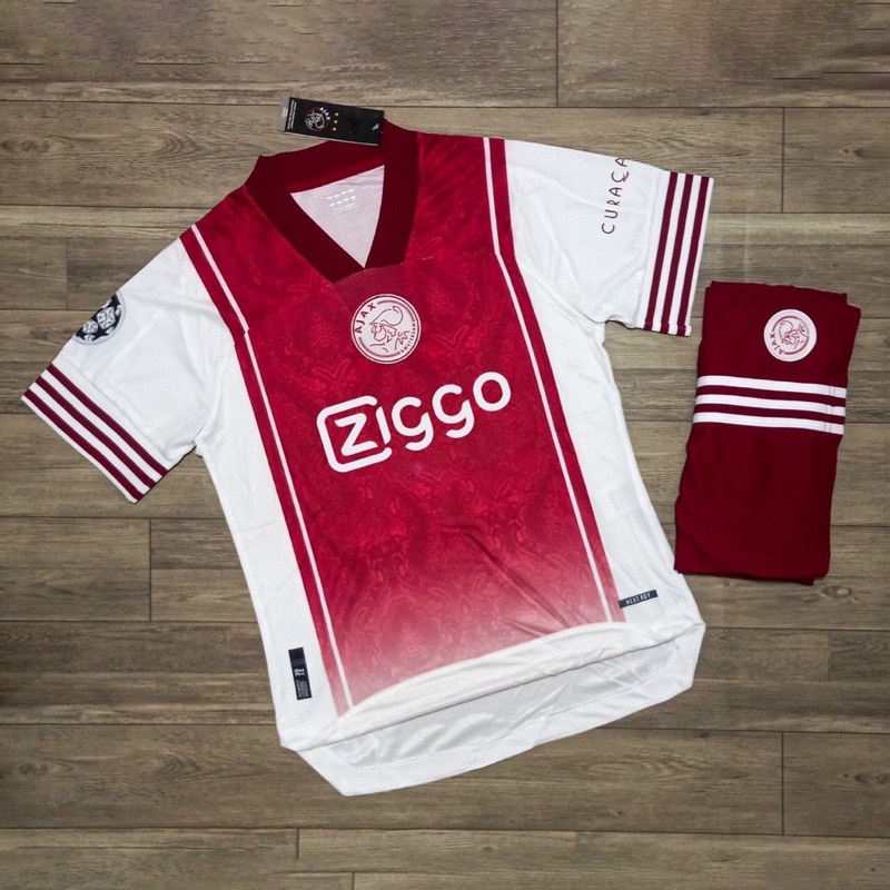 Bộ áo bóng đá AJax hàng thailand 2022/2023 - Vải  Polyester dạng gai lưới, Giống thi đấu 99%