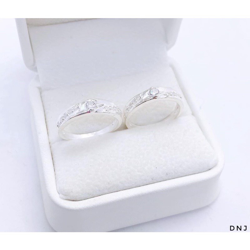 Nhẫn đôi bạc thật đính đá, nhẫn cặp tình yêu sáng đẹp - Kho sỉ bạc Nhất Linh
