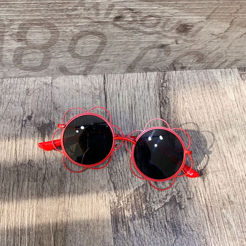 Kính Mát Phân Cực Hình Bông Hoa Xinh Xắn Cho Bé