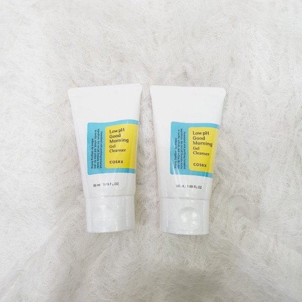 Sữa rửa mặt Cosrx Low Ph Good Morning Gel Cleanser - Mẫu mới tuýp mini 50ml