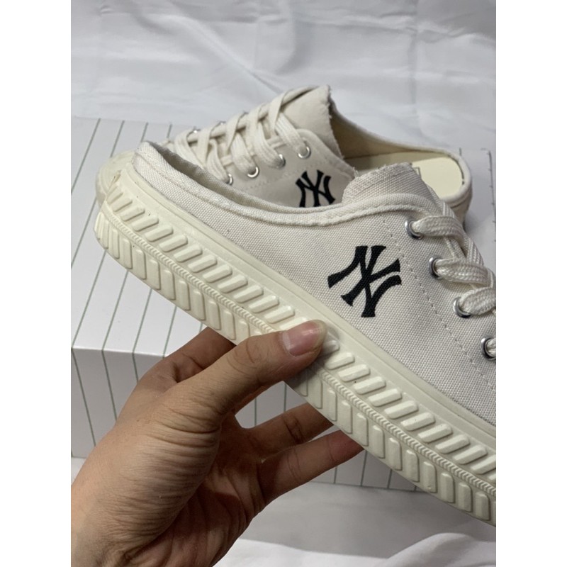 Giày thể thao nữ Sục NY trắng