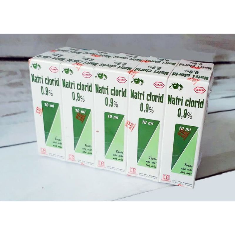 Nước muối nhỏ mắt mũi cho bé