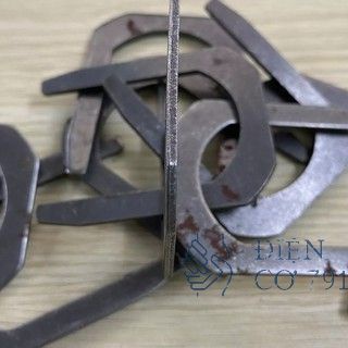 Phe cài Chữ U khoan bê tông 3 chức năng 2-26 2-24 2-28 bằng thép hàng tốt