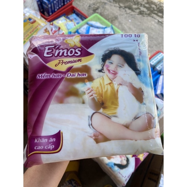 Khăn vuông Emoss loại 100 tờ