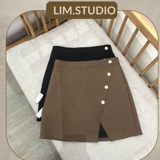 Chân váy ngắn vạt chéo nút lệch | lim.studio