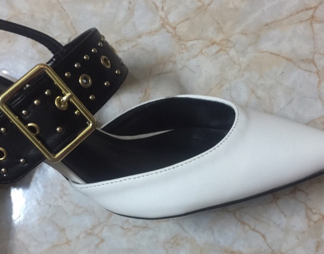 Giày C&K Xuất Xịn Có Quai Trắng Size 35 Đến 39 ( Có Sẵn ) | BigBuy360 - bigbuy360.vn