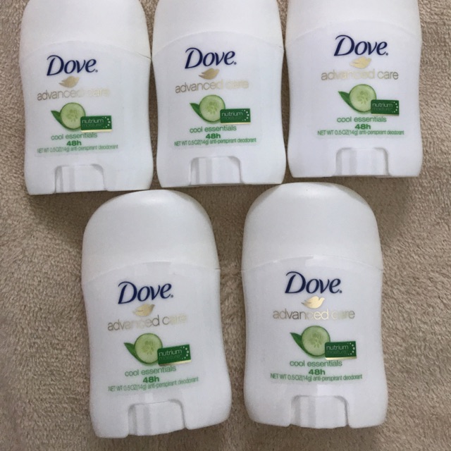 Lăn khử mùi Dove