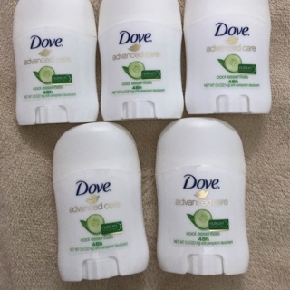 Lăn khử mùi Dove