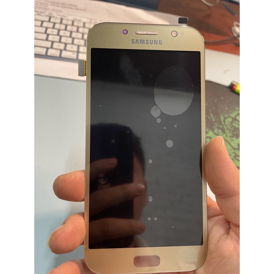 Màn hình samsung A7 2018 a720 oled tặng bộ sửa và keo dán b7000. Bongnamstore