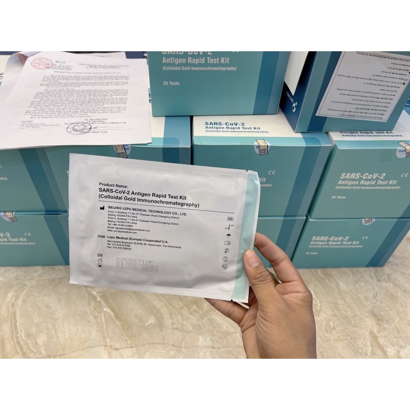 Que Test Nhanh Antigen Rapid Lepu Medical Hiệu Quả 98,3%sau 15 phút