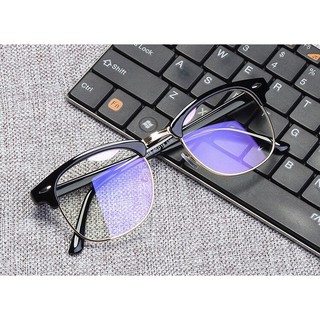 Kính Giả Cận Chipu Gọng Si Sắt Cá Tính