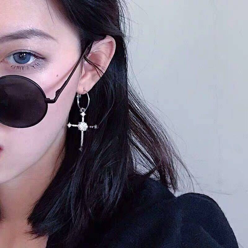 1 Đôi Bông Tai Hình Chữ Thập Đính Đá Thời Trang Cho Nữ