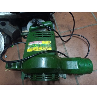 Máy thổi bụi Makita