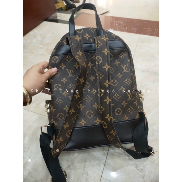 [Mã FAMARAL1 giảm 10k đơn từ 50k] Balo đinh thời trang lv size 26x32cm đựng vừa sgk❣️Freeship❣️