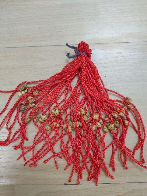 1 k Vòng Tay Chỉ Đỏ May Mắn Mặt Nhiều Hình Ngẫu Nhiên | BigBuy360 - bigbuy360.vn