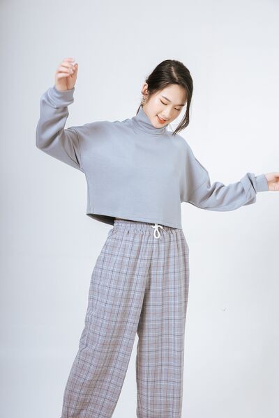 Áo nỉ vai rơi cao cổ | BigBuy360 - bigbuy360.vn