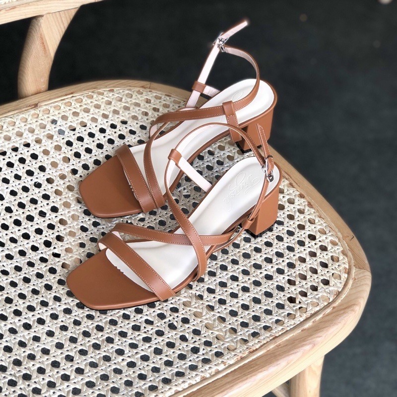 Giày sandal dây mảnh gót vuông 5 phân da mềm tigish