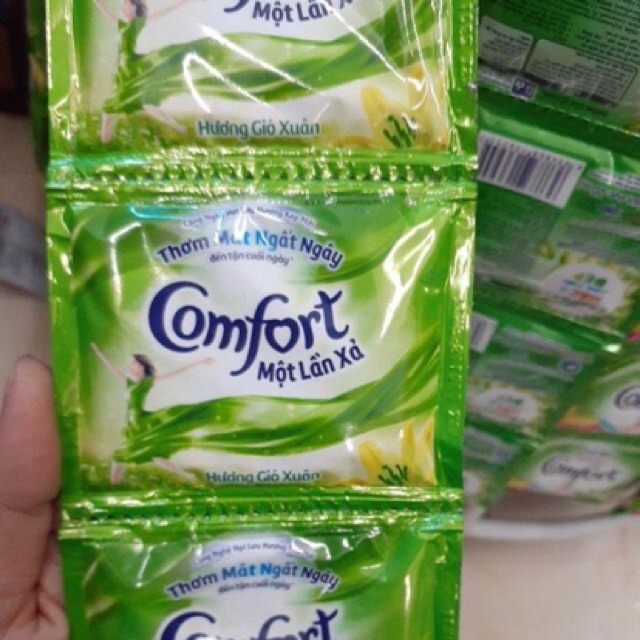 Nước xả vải Comfort 1 dây 10 gói 20ml