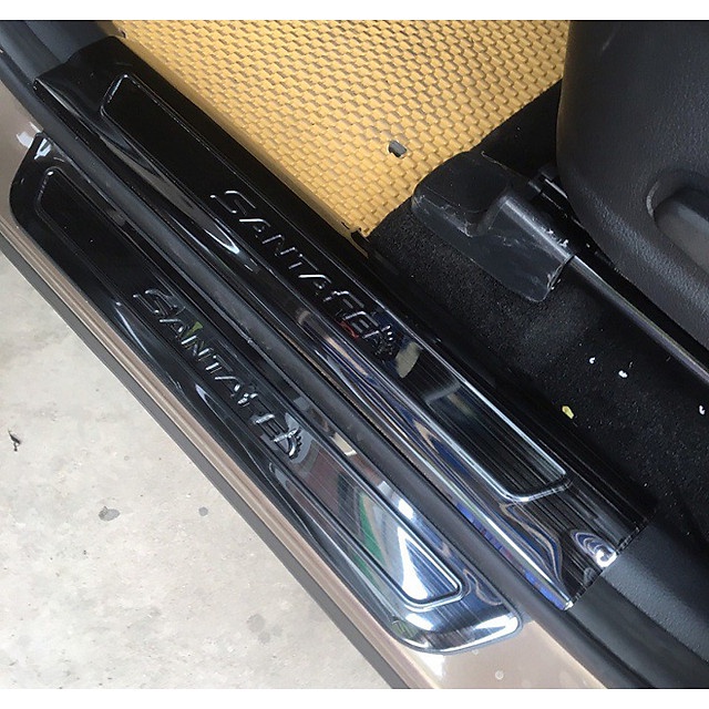 Bộ Ốp bậc cửa, Nẹp bước chân Titan dành cho xe Huyndai Santafe 2019-2020 - Bên ngoài