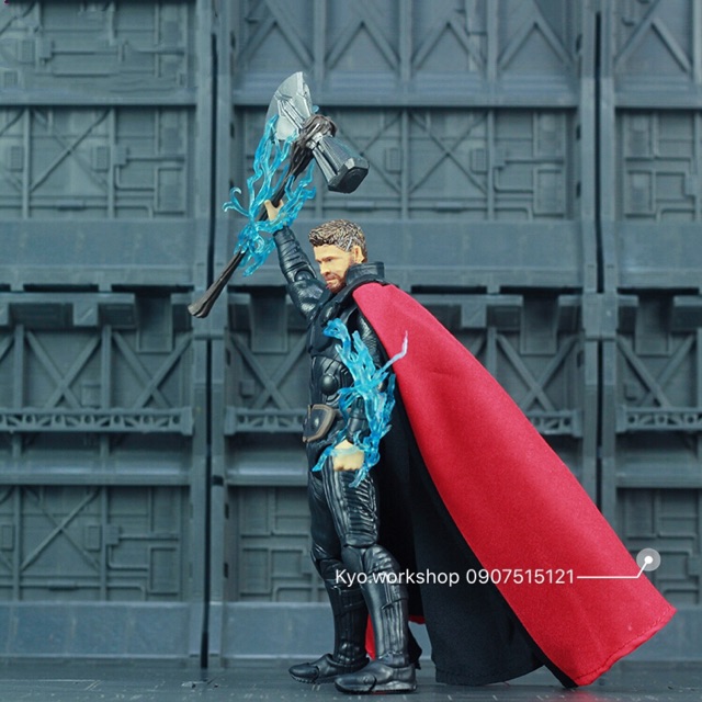 Mô hình Action figure Thor trong Avenger Infinity War