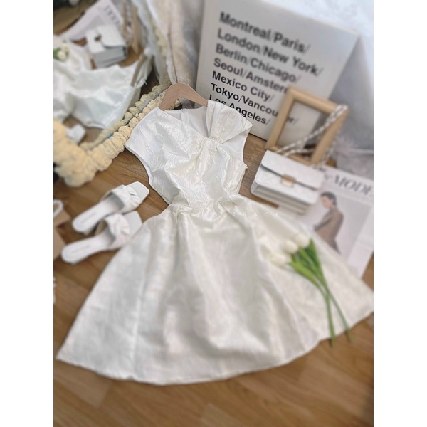 ĐẦM GẤM LỆCH ĐÍNH HẠT XOÈ