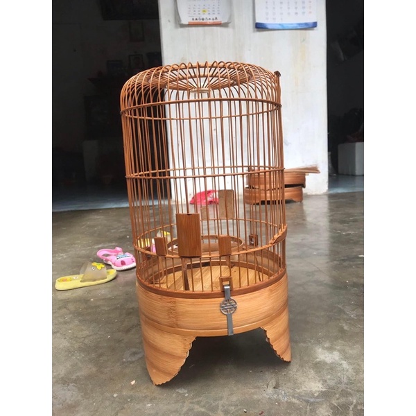 Lồng khuyên trơn chân cao nan khít ván sàn tre tặng kèm đủ phụ kiện