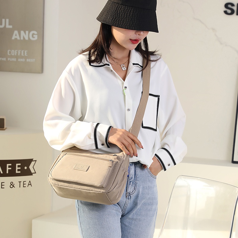 Túi Đeo Một Bên Vai Bằng Vải Nylon Cỡ Lớn Nhiều Ngăn Cách Mới Hợp Thời Trang Đơn Giản