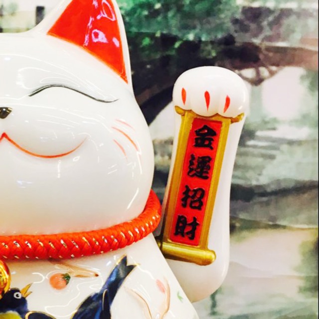 Mèo vẫy tay Niên niên phát tài - 25cm kèm sạc