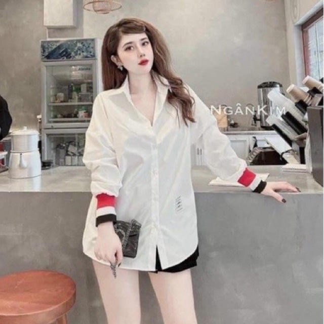 Áo sơ mi trắng suông đuôi tôm bo tay kẻ form rộng siêu hot L1 lina cd
