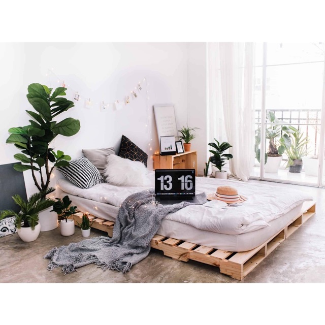 Giường palet gỗ Thông 1m6x2m