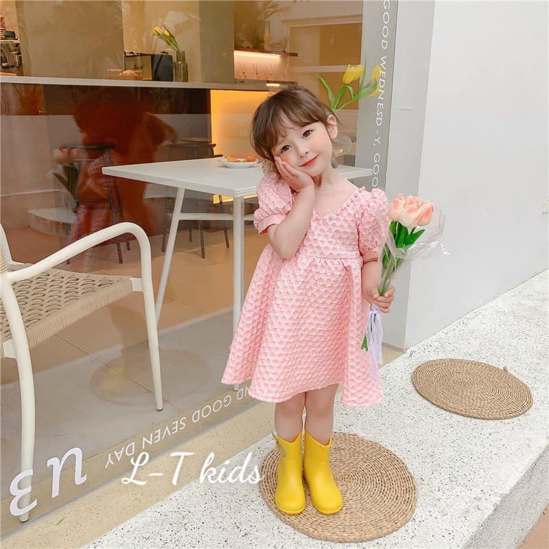 Váy công chúa phối ngọc chát lieu cao cấp cho bé