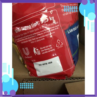 Bột giặt Omo 5.5kg