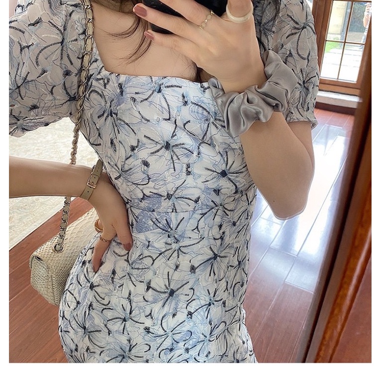 Váy đuôi cá hoa thêu