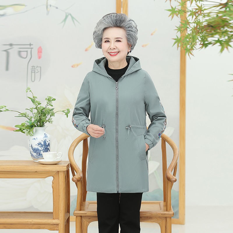 áo mẹ▫Áo Khoác Liền mũ mỏng xuân thu cho người mẹ trung niên và già gió mùa bà ngoại cỡ lớn nữ dài 60 tuổi