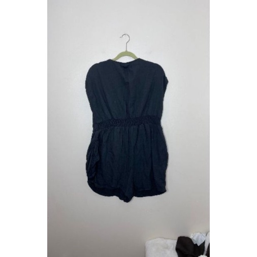 Romper linen đũi mùa hè VNXK playsuit jumpsuit cổ tròn phối hàng nút eo chun bo nhún jum xuất khẩu dư xịn