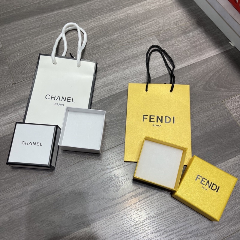 Bộ box hãng kèm túi Di or Cha nel Gu cci LV 🍓