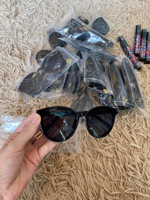 Kính Mát Nữ Chống UV 400, Thiết Kế Mắt Dễ Đeo, Màu Sắc Thời Trang K02 | BigBuy360 - bigbuy360.vn