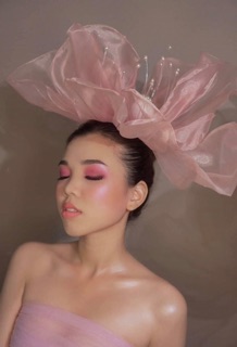 Hoa cài đầu múa, chụp Makeup