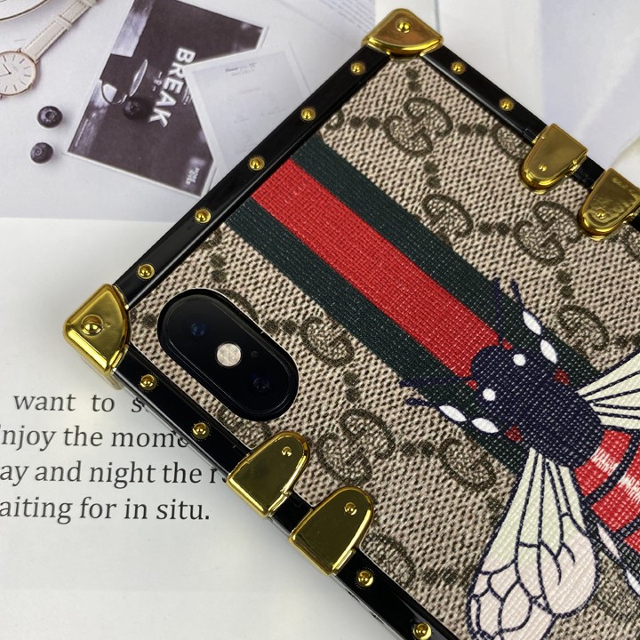 Ốp Lưng Vuông In Hình Con Ong G.U.C.C.I cho iPhone 7/8/7Plus/8Plus/X/XS/XSMAX/11/11Pro/11ProMax - Mã TZAC286