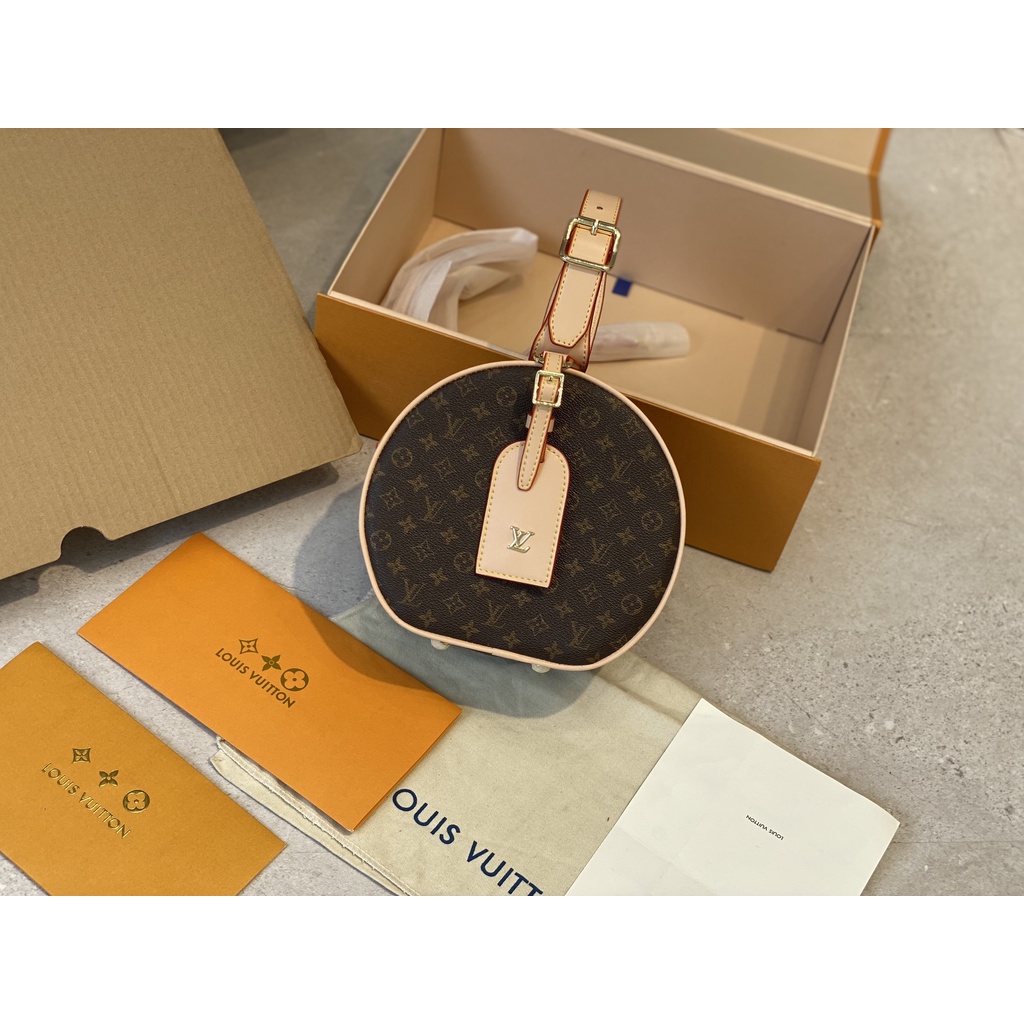 Túi LV trống tròn