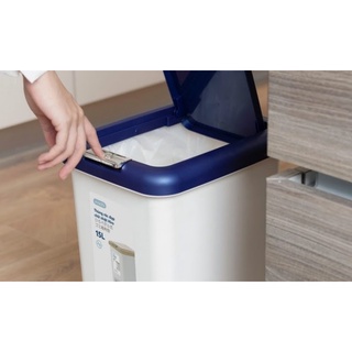 Thùng rác đạp chữ nhật Hiro 20L