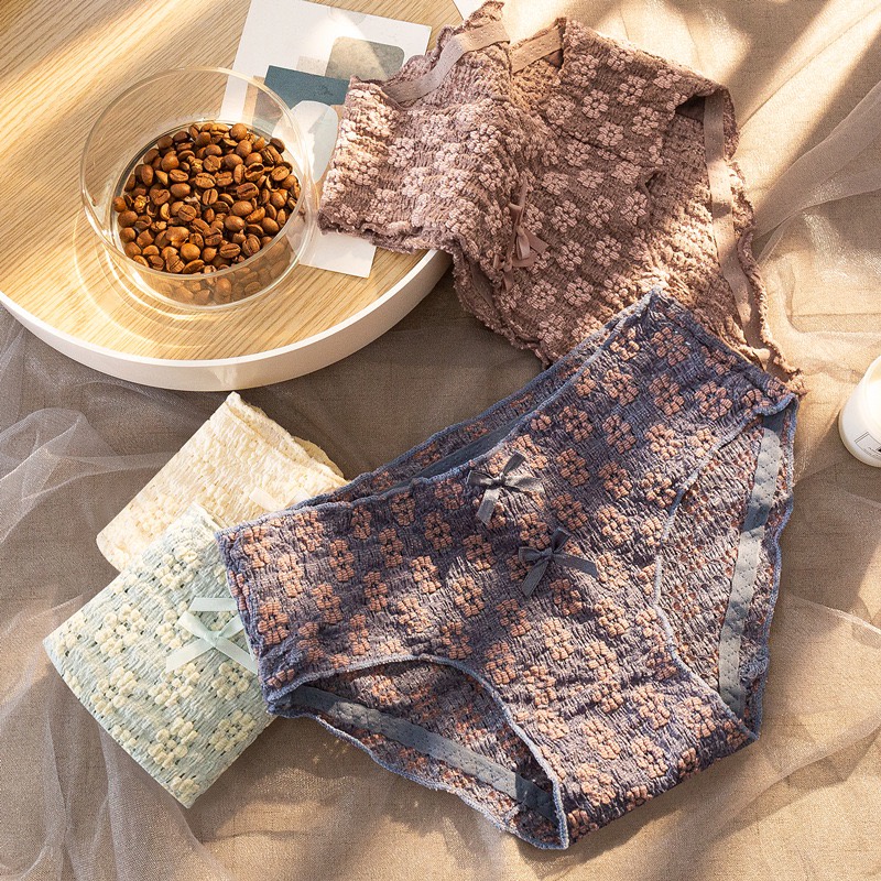 Quần Lót Nữ Cotton ren hoa nổi 3d siêu xinh, co dãn 4 chiều