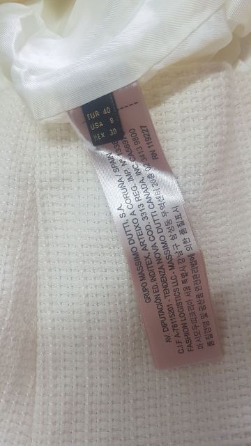 Đầm Massimo Dutti cổ V