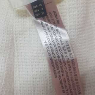 Đầm Massimo Dutti cổ V
