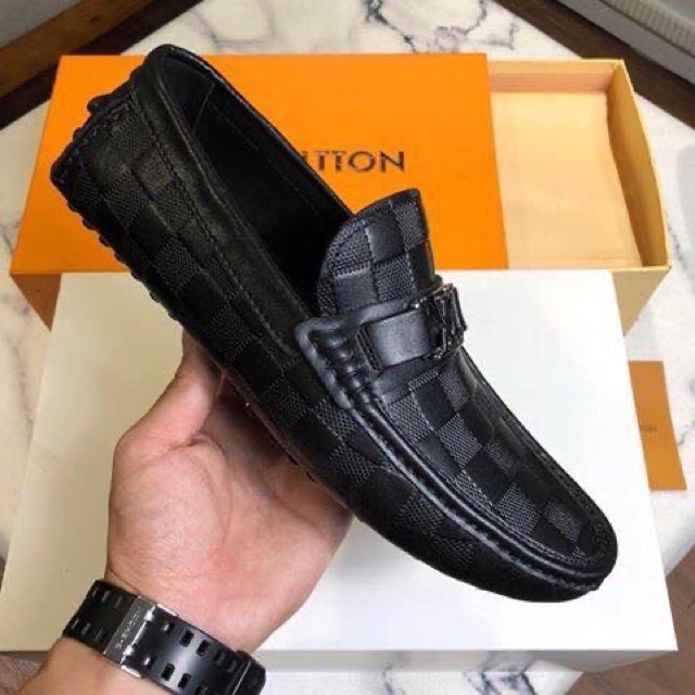 Giày lười da kẻ caro logo bạc lvl from đẹp (free ship)