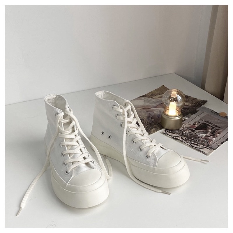 Giày cổ cao classic màu trắng, Giày sneaker nữ cổ cao phong cách ulzzang đế 4P | BigBuy360 - bigbuy360.vn