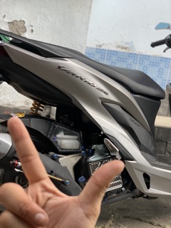 Miếng che bình nước dè con