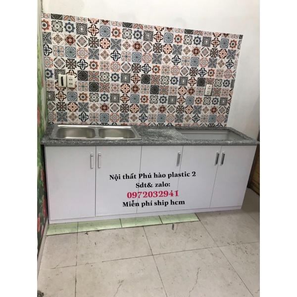 Tủ bếp nhựa Đài Loan mặt đá hoa cương