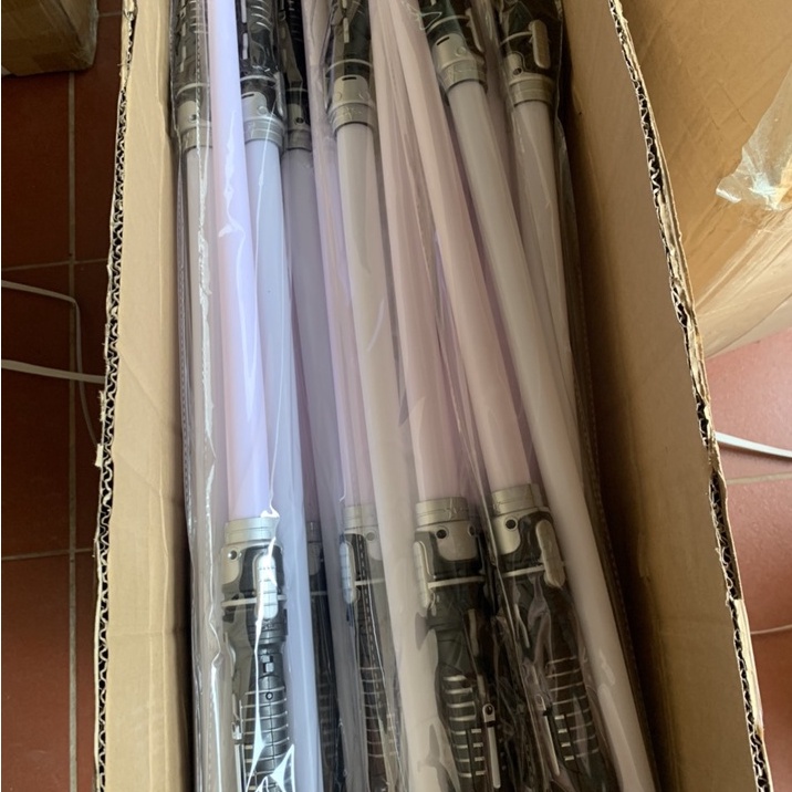 Đồ Chơi Gậy phát sáng trẻ em mùa trung thu - Kiếm Ánh Sáng Light Saber Trong Phim Star War